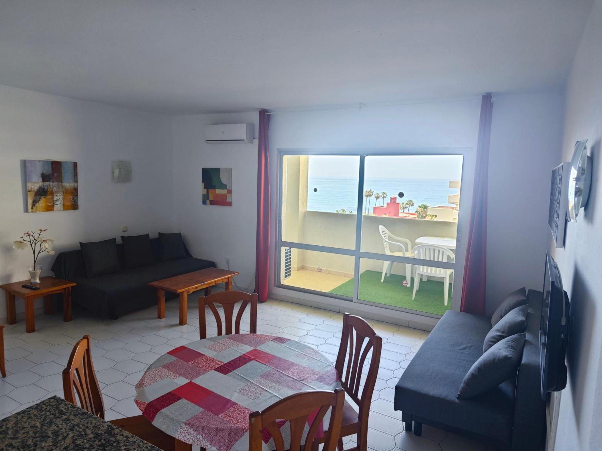 El Estudio De La Playa Benalbeach Vistas Al Mar Benalmádena Quarto foto